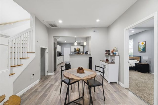 139 Locust AVE, Hampton, VA 23661