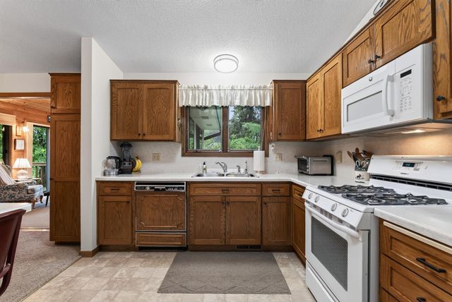 2041 W 65th Street, Excelsior, MN 55331