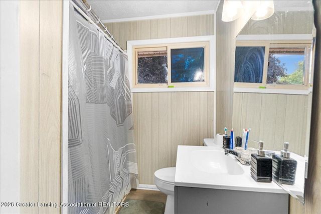 2219 Meadowlawn Drive, Holt, MI 48842