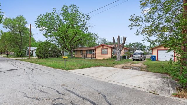 212 Meek, Cibolo, TX 78108