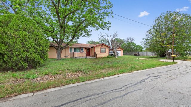 212 Meek, Cibolo, TX 78108