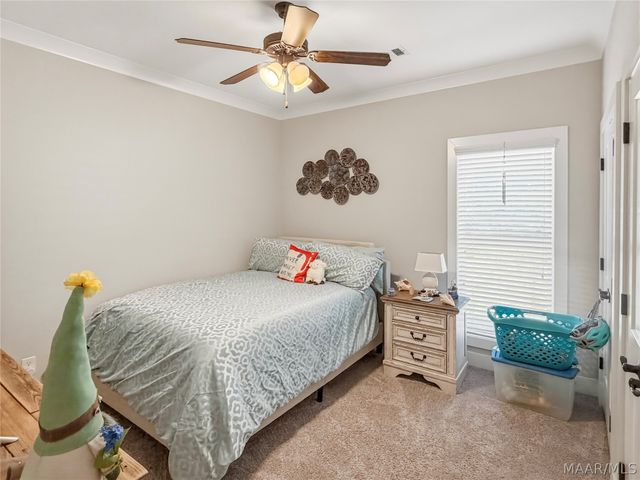 266 Watkins Glen Drive, Wetumpka, AL 36093