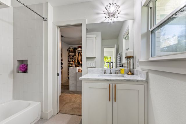 6145 Marquita Avenue, Dallas, TX 75214