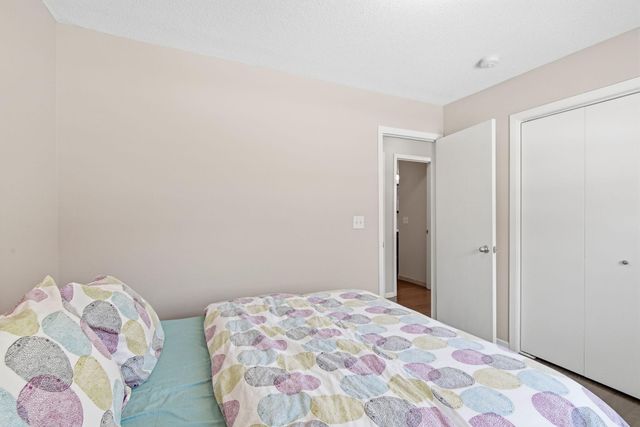 7440 Drew Avenue N, Brooklyn Park, MN 55443