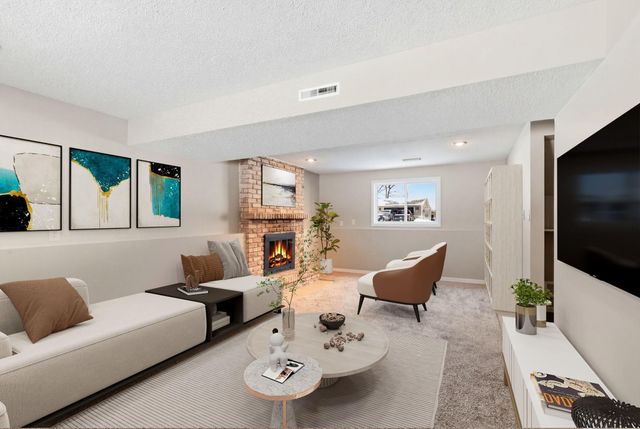 7440 Drew Avenue N, Brooklyn Park, MN 55443