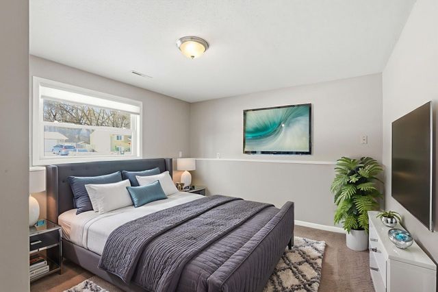 7440 Drew Avenue N, Brooklyn Park, MN 55443