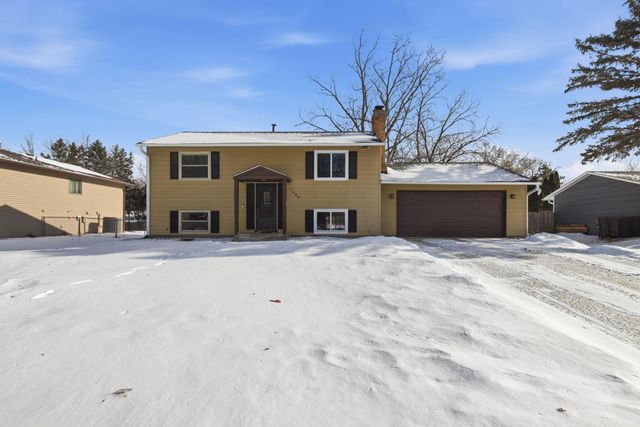 7440 Drew Avenue N, Brooklyn Park, MN 55443