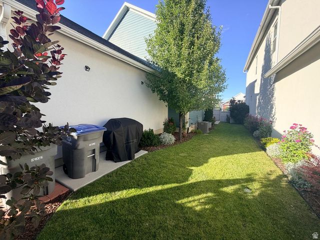 11366 S ABBEY MILL DR, South Jordan, UT 84009