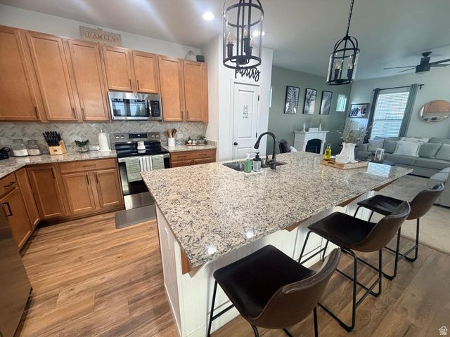 11366 S ABBEY MILL DR, South Jordan, UT 84009