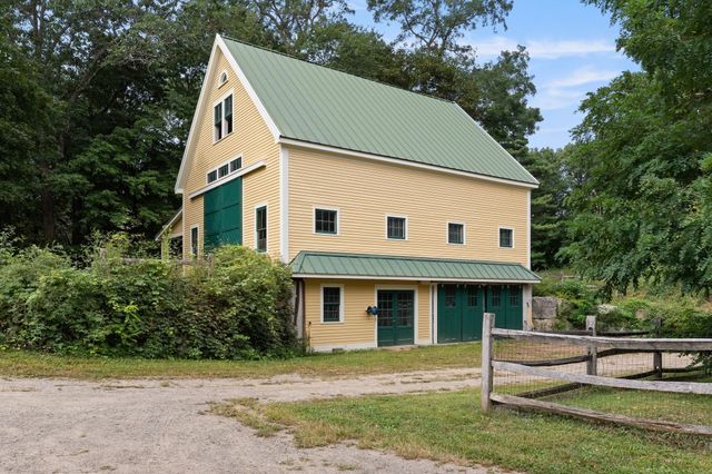 19-21 Downfall Rd, Newbury, MA 01922