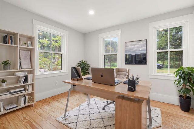 19-21 Downfall Rd, Newbury, MA 01922