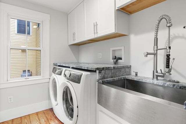 19-21 Downfall Rd, Newbury, MA 01922