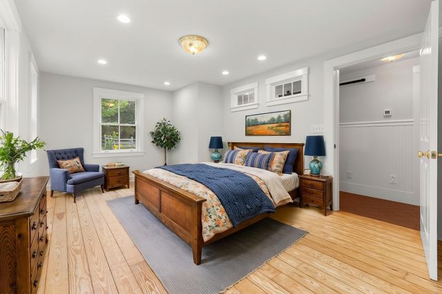 19-21 Downfall Rd, Newbury, MA 01922