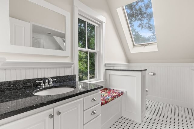 19-21 Downfall Rd, Newbury, MA 01922