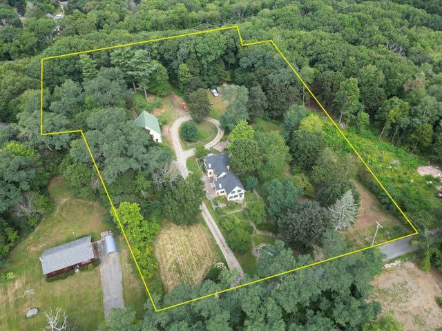 19-21 Downfall Rd, Newbury, MA 01922