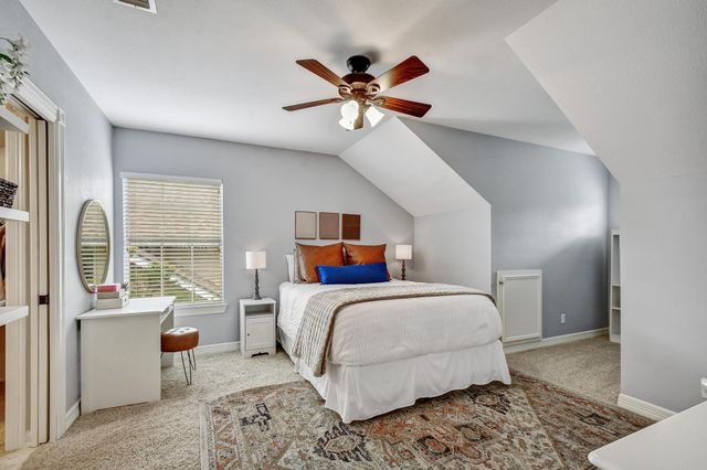 63 Hunters Point Drive DR, New Braunfels, TX 78132