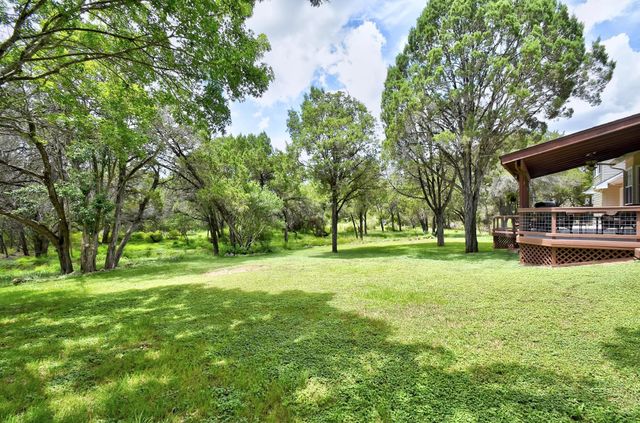 63 Hunters Point Drive DR, New Braunfels, TX 78132