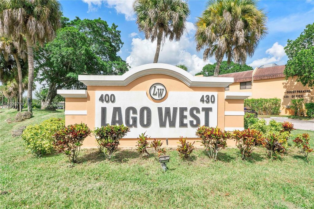 430 Commodore Dr 213, Plantation, FL 33325
