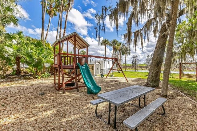 250 RIVER OAKS LANDING COURT 530, Debary, FL 32713