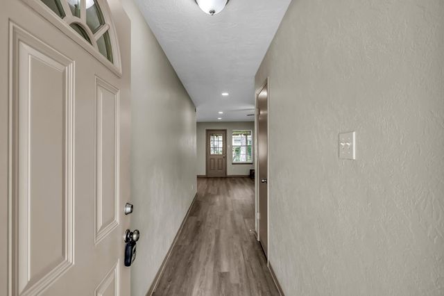 7 Ollerton Drive, Conroe, TX 77303