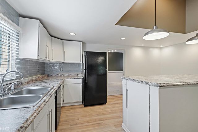 20550 Vermander Avenue, Clinton Twp, MI 48035