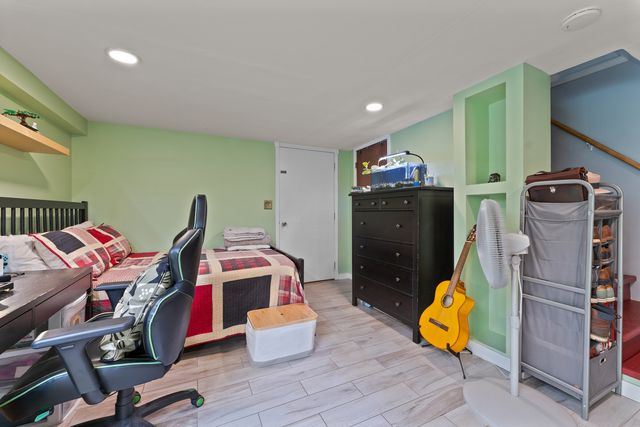 23 King Arthur Court 6, Northlake, IL 60164