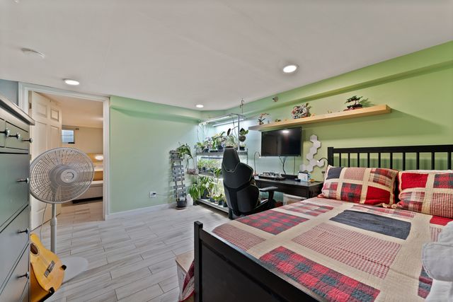 23 King Arthur Court 6, Northlake, IL 60164