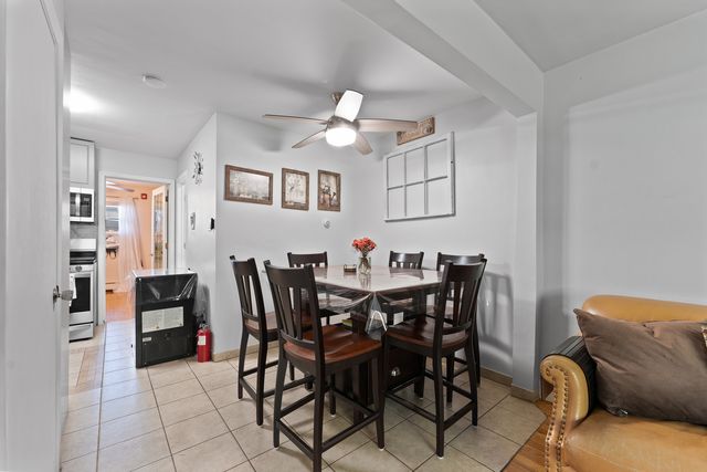 23 King Arthur Court 6, Northlake, IL 60164