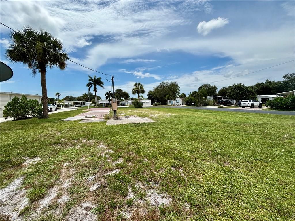 27341 Valois DR, BONITA SPRINGS, FL 34135 — photo 5