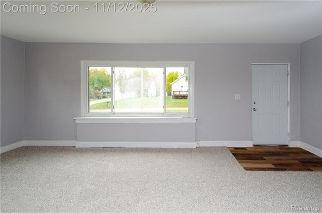 577 Peacock Avenue, Pontiac, MI 48340