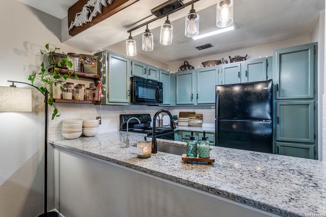 10527 Perrin Beitel Rd Apt C205, San Antonio, TX 78217