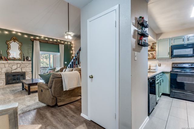 10527 Perrin Beitel Rd Apt C205, San Antonio, TX 78217