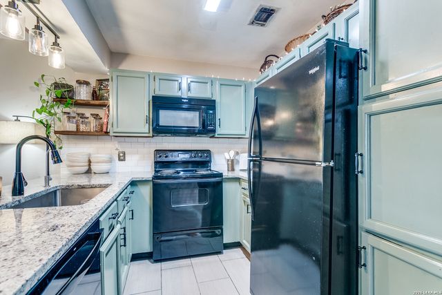 10527 Perrin Beitel Rd Apt C205, San Antonio, TX 78217