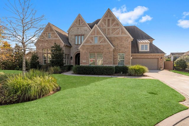 2203 Flameleaf Court, Conroe, TX 77384