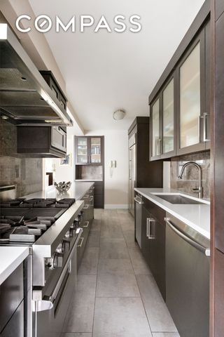 35 Sutton Place 3BC, New York City, NY 10022