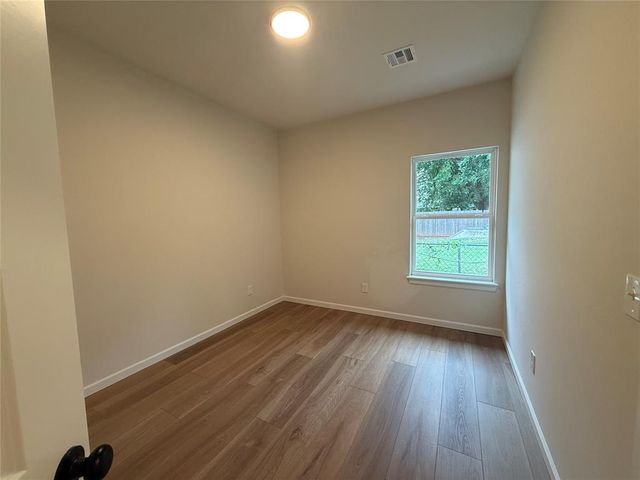 100 S. Walnut Street, Edmond, OK 73003