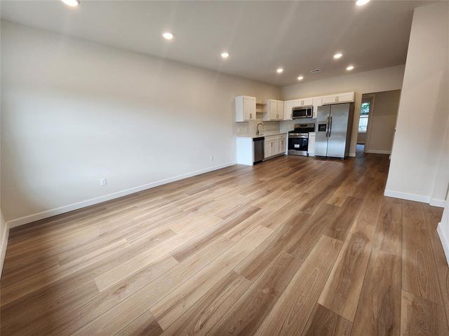100 S. Walnut Street, Edmond, OK 73003