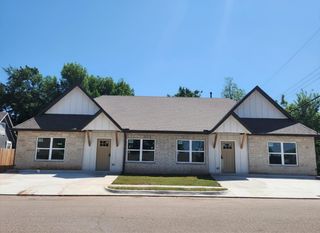 100 S. Walnut Street, Edmond, OK 73003