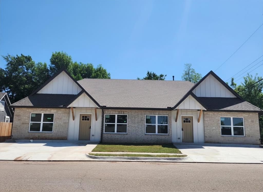 100 S. Walnut Street, Edmond, OK 73003