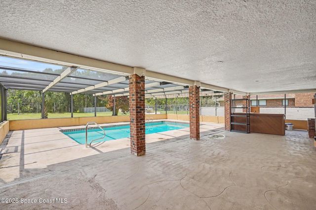 4457 Parkway Drive, Melbourne, FL 32934