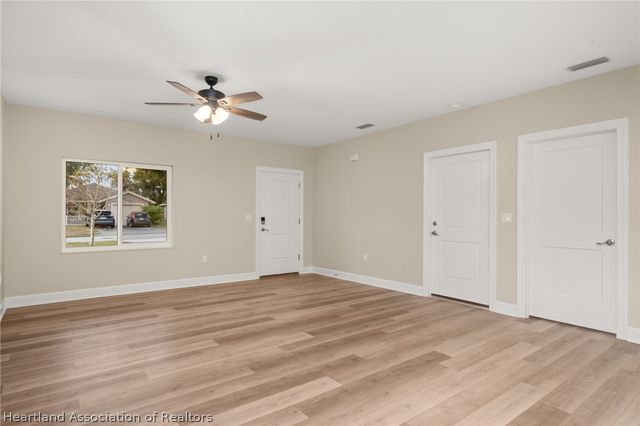 329 Hemlock Avenue, Sebring, FL 33870