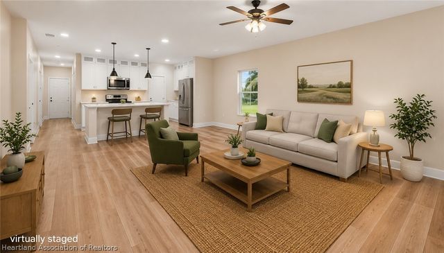 329 Hemlock Avenue, Sebring, FL 33870