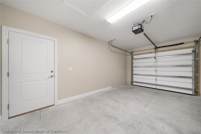 329 Hemlock Avenue, Sebring, FL 33870