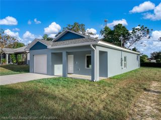 329 Hemlock Avenue, Sebring, FL 33870