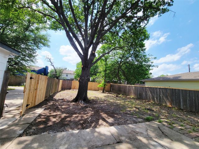 2317 Woodhollow Avenue, Mesquite, TX 75150