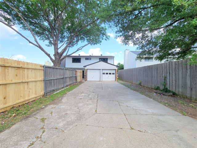 2317 Woodhollow Avenue, Mesquite, TX 75150