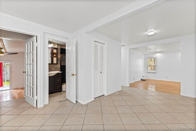 11340 Polk Street, Taylor, MI 48180