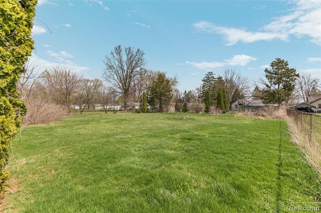 11340 Polk Street, Taylor, MI 48180