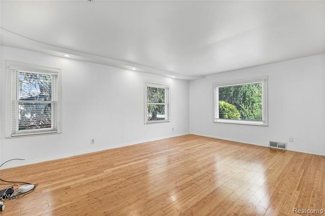 11340 Polk Street, Taylor, MI 48180