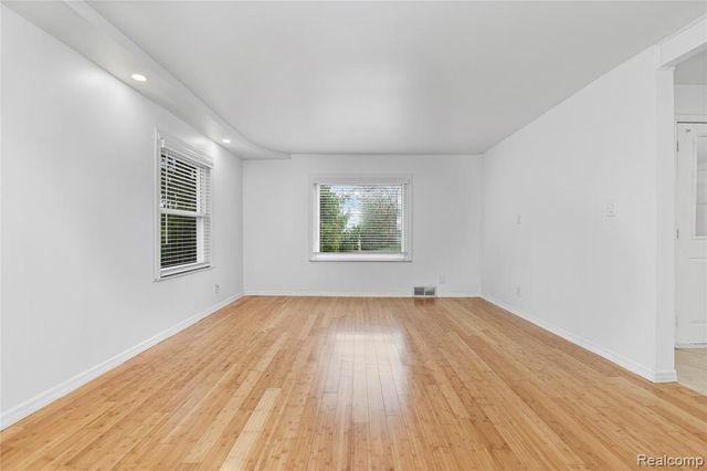 11340 Polk Street, Taylor, MI 48180